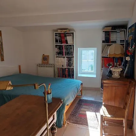 דירה Maison De Village A Louer Taulignan